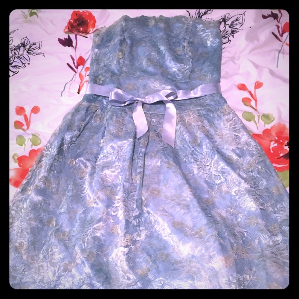 Vintage 1950's strapless lace dress